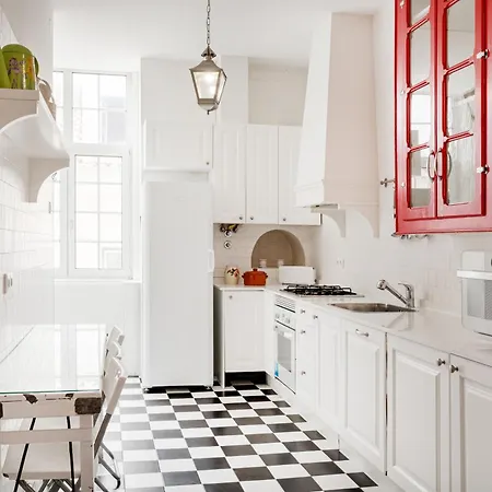 Tresor De Fern @ Baixa Chiado Daire