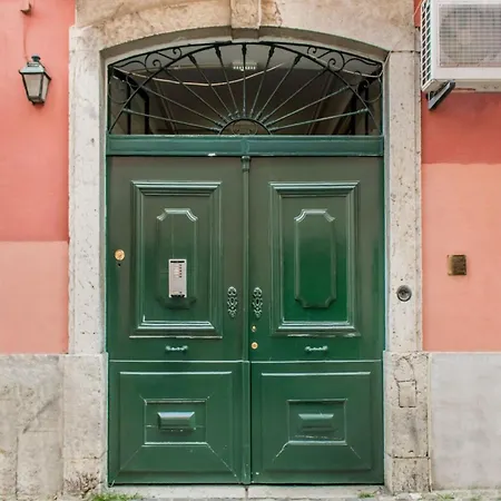 Апартаменти Tresor De Fern @ Baixa Chiado