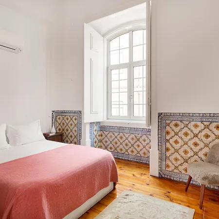 Tresor De Fern @ Baixa Chiado * Лісабон